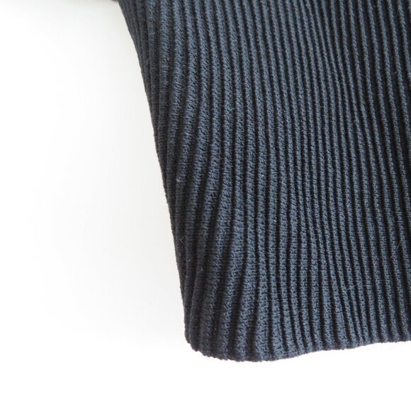Aritzia Black Ribbed Crop Top - Picture 6 of 13